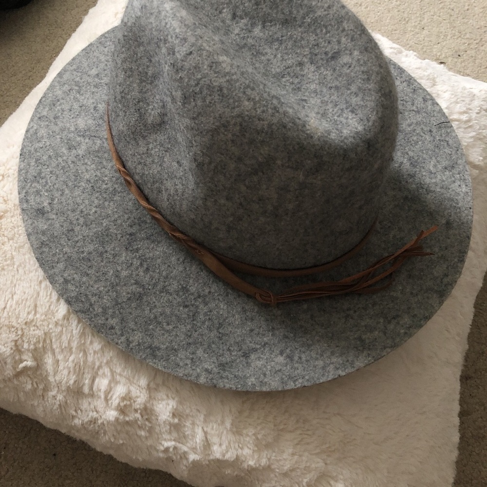 Gray Felt Fedora Hat